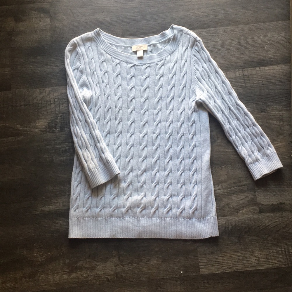 Sweater in PERFECT condition.